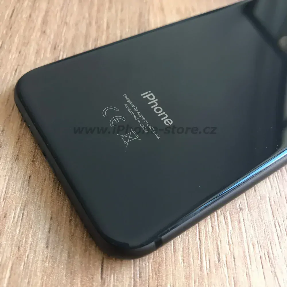 Apple iPhone 8 64GB Black - Zánovní